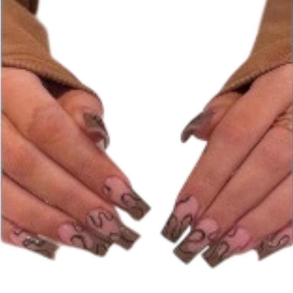 Brown & Nude Stylish Swirl Design Press On Nails